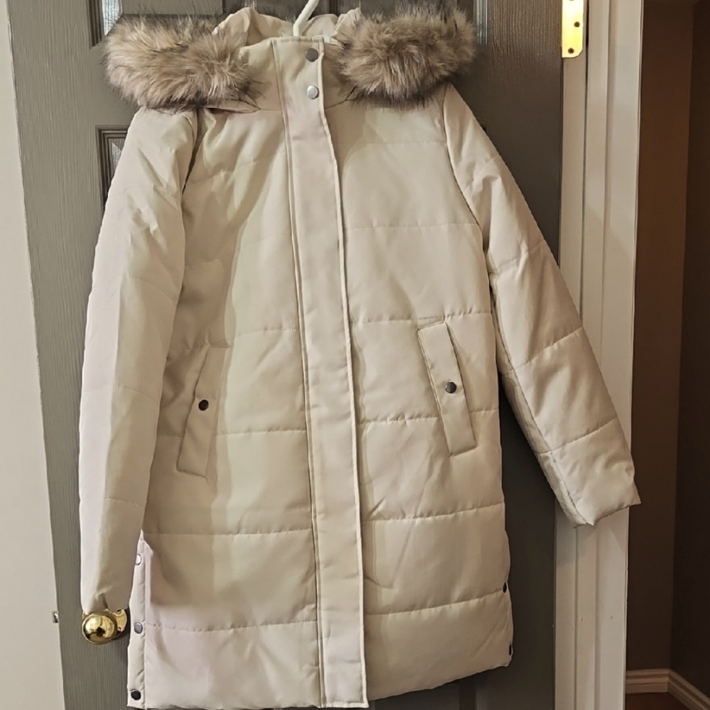 Women's Cream Fur-Trimmed Coat
